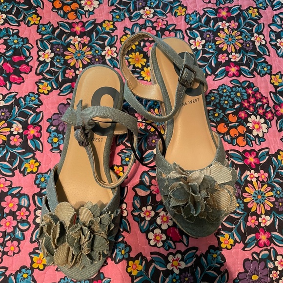 Nine West Jean Wedges - Picture 1 of 4